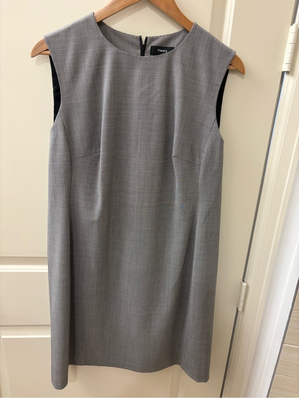 Theory mini houndstooth pattern Sleeveless Shift Dress NWOT